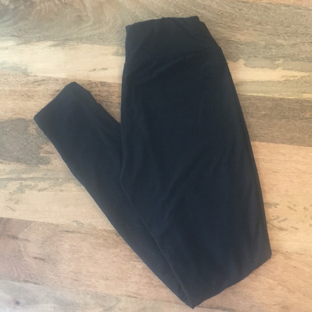 LuLaRoe Solid Black leggings